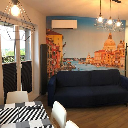 Klimatyzowany Apartament Wenecja Z Garazem Podziemnym Kielce Kültér fotó
