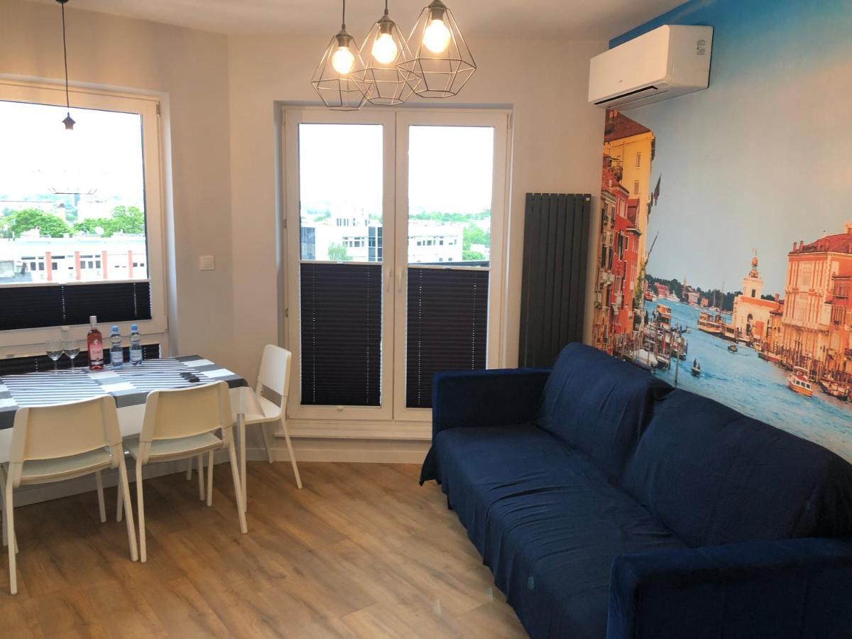 Klimatyzowany Apartament Wenecja Z Garazem Podziemnym Kielce Kültér fotó